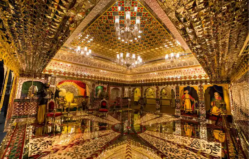 Sheesh Mahal